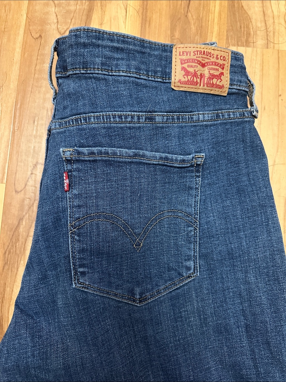 Levi's Womens Classic Shorts 16W